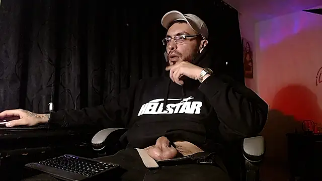 malek xarx  online show from 02.15.26