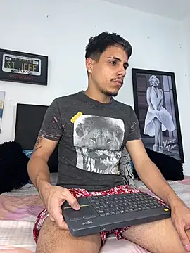 Snapshot of Luke_Stone chatting on 02.05.26 Luke Stone online show from 02.05.26