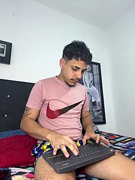 Snapshot of Luke_Stone chatting on 02.25.26 Luke Stone online show from 02.25.26