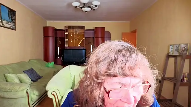 Betty Brick online show from 01.17.26