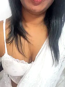 Snapshot of tamil_Aarathi chatting on 09.29.25 tamil Aarathi online show from 09.29.25