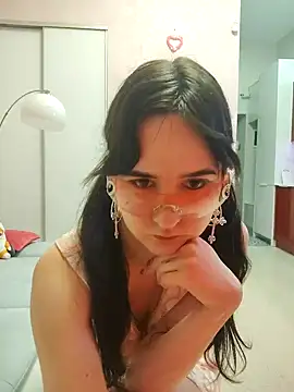 BerryDiva online show from 02.26.26