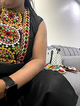 Snapshot of hot_bhabhi69 chatting on 10.02.25 hot bhabhi69 online show from 10.02.25