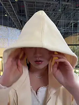 winter11 online show from 03.28.26