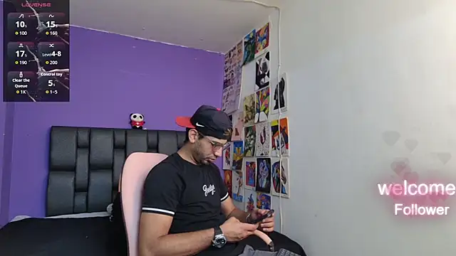 Snapshot of ashtoncooperr chatting on 02.19.26 ashtoncooperr online show from 02.19.26