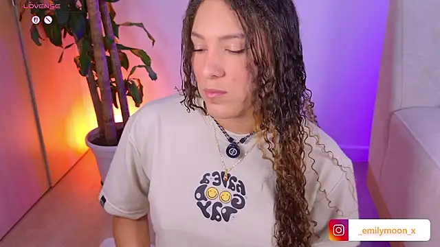 onlyemily  online show from 03.04.26