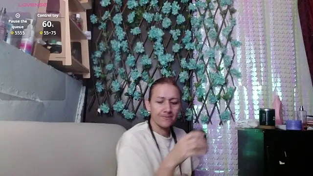 darling hott online show from 02.18.26