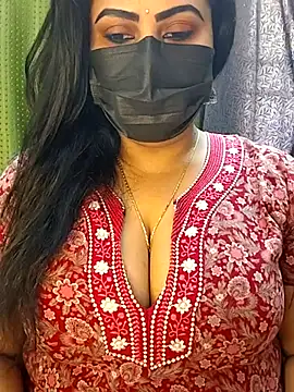 Snapshot of honey-flower chatting on 02.25.26 honey-flower online show from 02.25.26