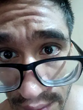 Snapshot of Single_lagunero chatting on 09.18.25 Single lagunero online show from 09.18.25