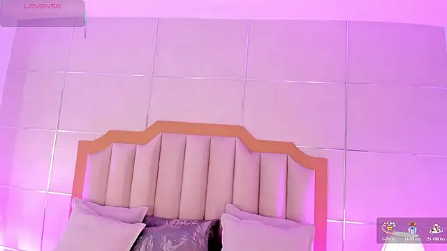 Snapshot of MaddieParker chatting on 02.21.26 MaddieParker online show from 02.21.26