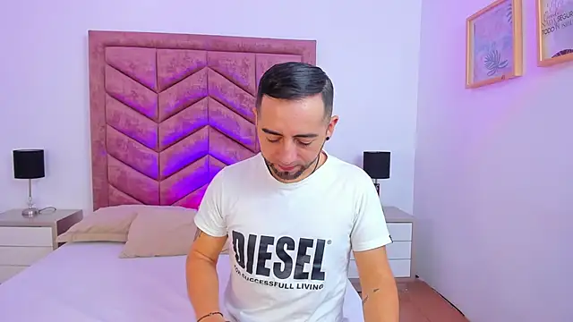 Lushian  online show from 02.13.26