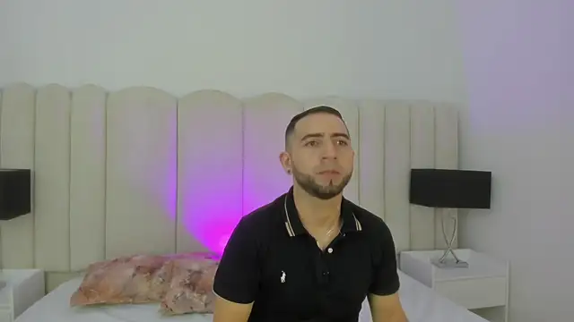 Snapshot of Lushian_ chatting on 06.17.26 Lushian online show from 06.17.26