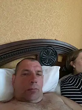 ReginaAndGordon online show from 04.15.26