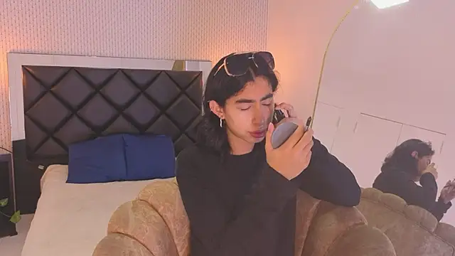 ryo light online show from 02.18.26