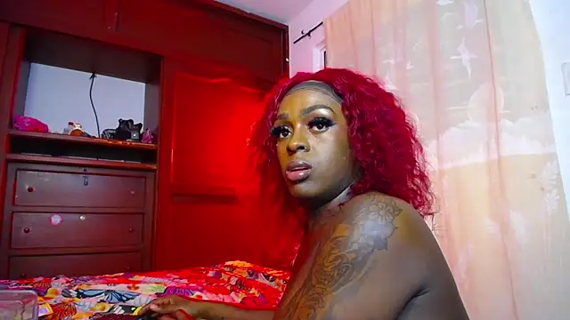 Snapshot of pink_7777 chatting on 11.19.25 pink 7777 online show from 11.19.25