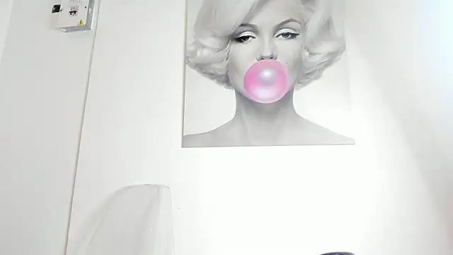 Akiraht online show from 11.17.25