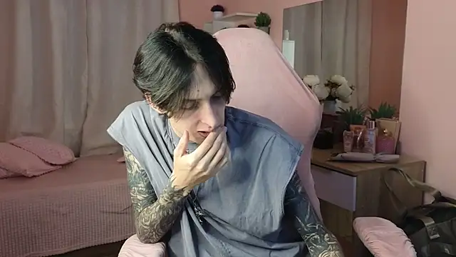 Martin Jin online show from 10.17.25