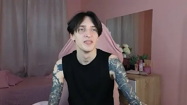 Martin Jin online show from 11.04.25