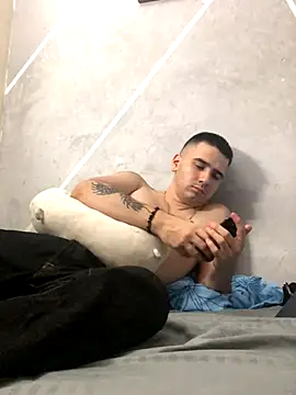 Cesar Augusto online show from 10.26.25