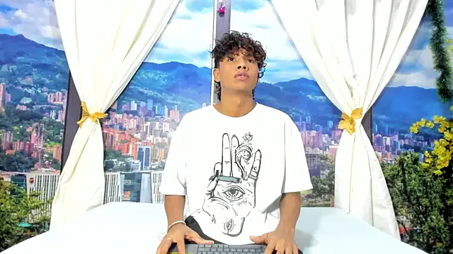 MilthonDelis online show from 12.21.25