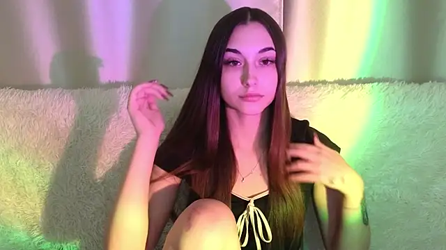 MelissaPristine online show from 10.16.25