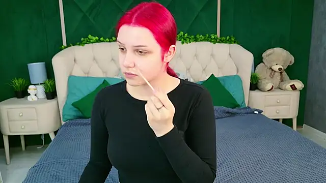 Wilda Foster online show from 09.22.25