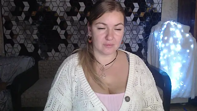 NikaSkylink online show from 11.25.25