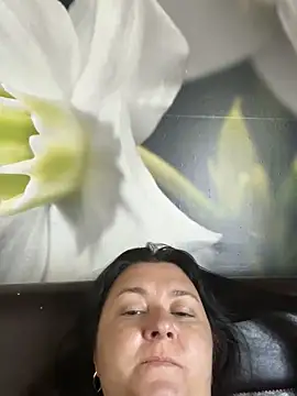 Snapshot of Liza_Will chatting on 09.23.25 Liza Will online show from 09.23.25