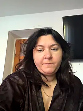 Liza Will online show from 10.17.25