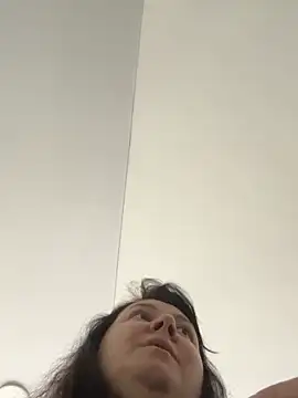 Liza Will online show from 10.22.25