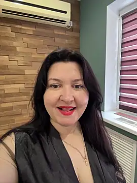 Liza Will online show from 05.20.26