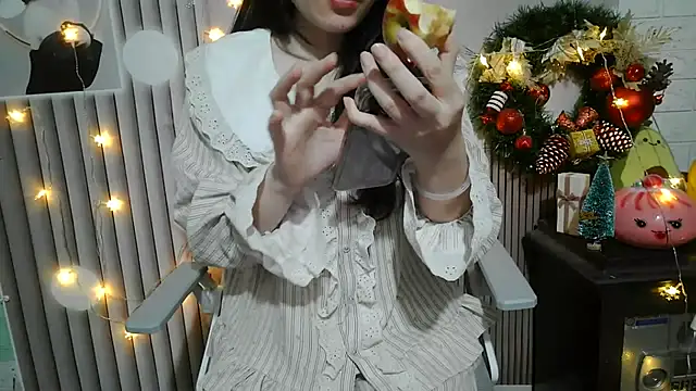 Emachiii online show from 12.21.25