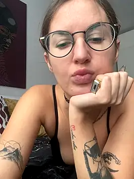 ElizabetBlack online show from 09.30.25