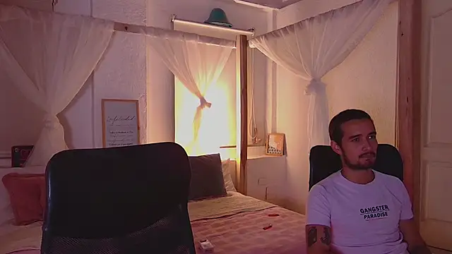 Laila asher online show from 09.12.25