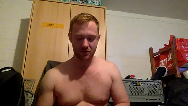 Snapshot of T_R_1992 chatting on 06.10.26 T R 1992 online show from 06.10.26