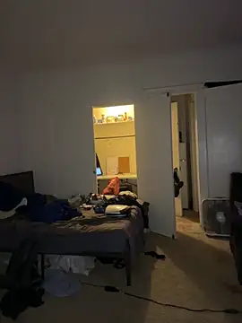 Snapshot of KingKevo27 chatting on 10.19.25 KingKevo27 online show from 10.19.25