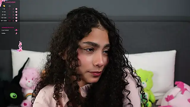 Victoria Curly online show from 12.23.25