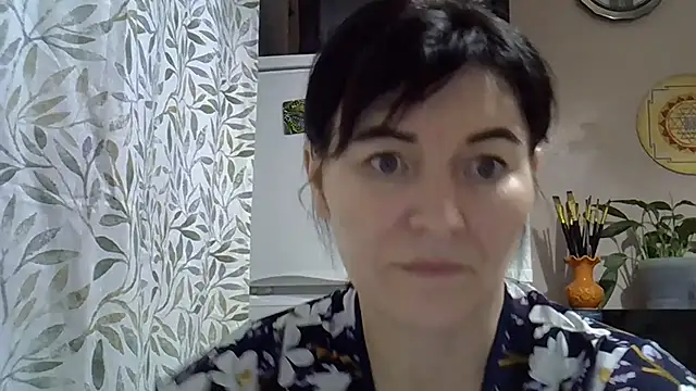 Krystal 82 online show from 12.03.25