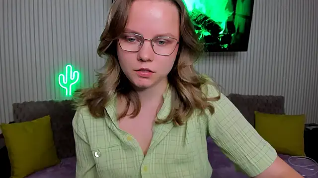 milalapka online show from 11.10.25