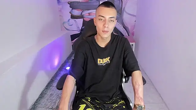 Dereck Boy8 online show from 11.10.25