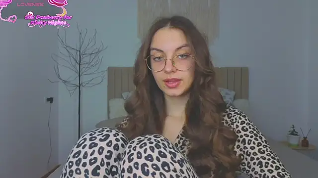 Real cutie1 online show from 12.02.25