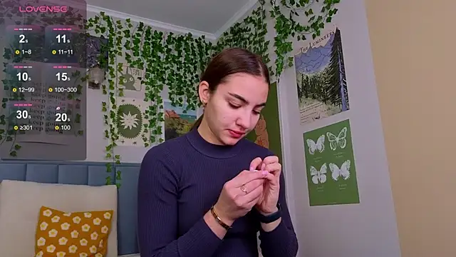 Ashley Pierce online show from 10.15.25