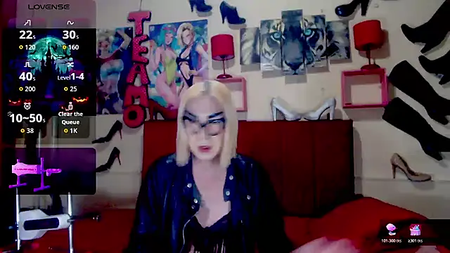 blondehot5v online show from 10.29.25