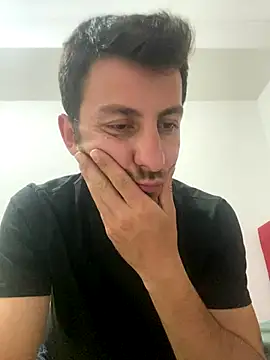 emredenizz07 online show from 10.09.25