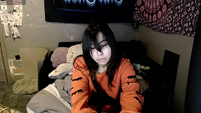 London Ray online show from 10.19.25