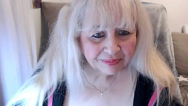 SusiLifeXXX online show from 11.04.25