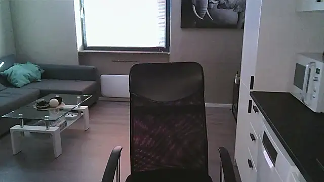 Dartanjanas13 online show from 11.16.25