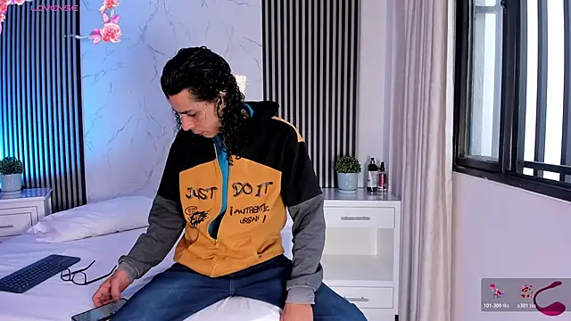 JackAndRosse  online show from 11.14.25