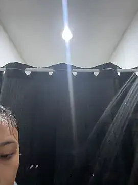 Nia Desire online show from 09.27.25