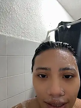 Nia Desire online show from 04.23.26